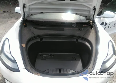 2020 Tesla Model 3 Long Range Dual Motor All-Wheel Drive z USA, uszkodzony, nr VIN 5YJ3E1EB8LF637142